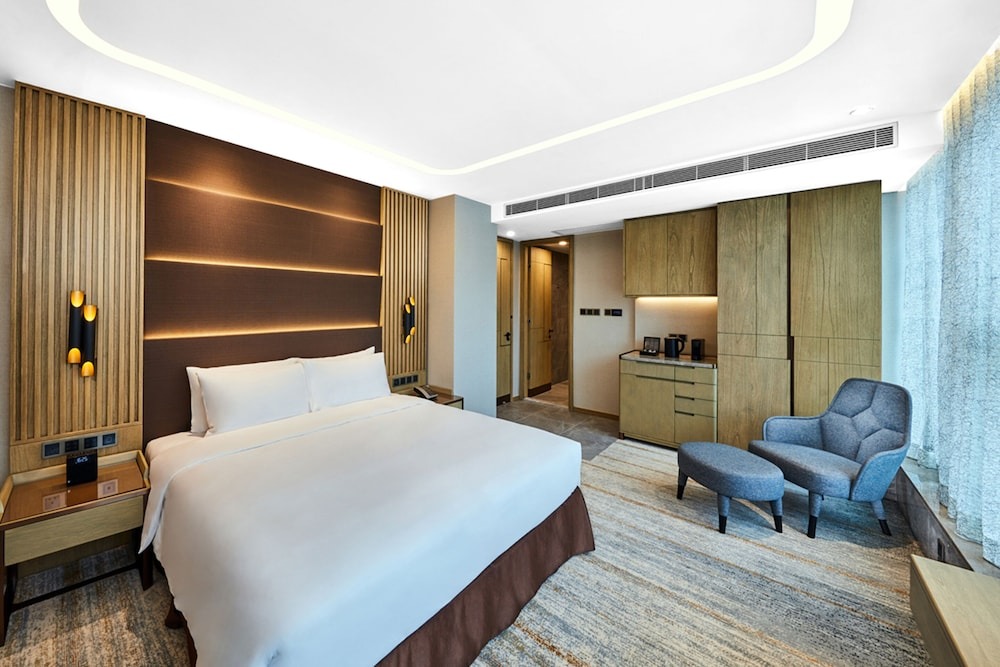 Urban Room